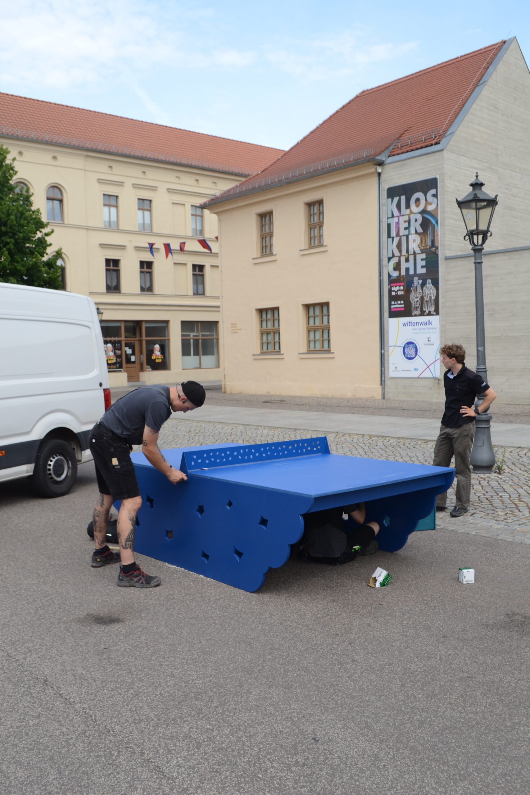 Bunte Tischtennisplatten Aufbau und Einweihung 7 KristinaGergert